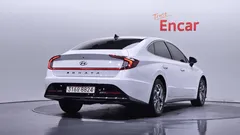 2023 Hyundai Sonata 2.0 — фото 2