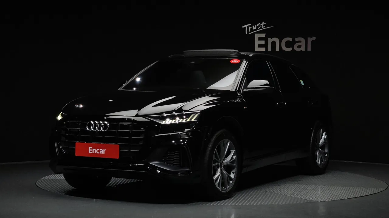 2022 Audi Q8 55 TFSI Quattro Premium