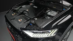 2022 Audi Q8 55 TFSI Quattro Premium — фото 6