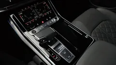 2022 Audi Q8 55 TFSI Quattro Premium — фото 9
