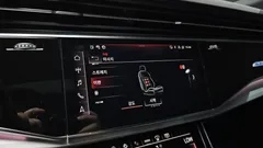 2022 Audi Q8 55 TFSI Quattro Premium — фото 16
