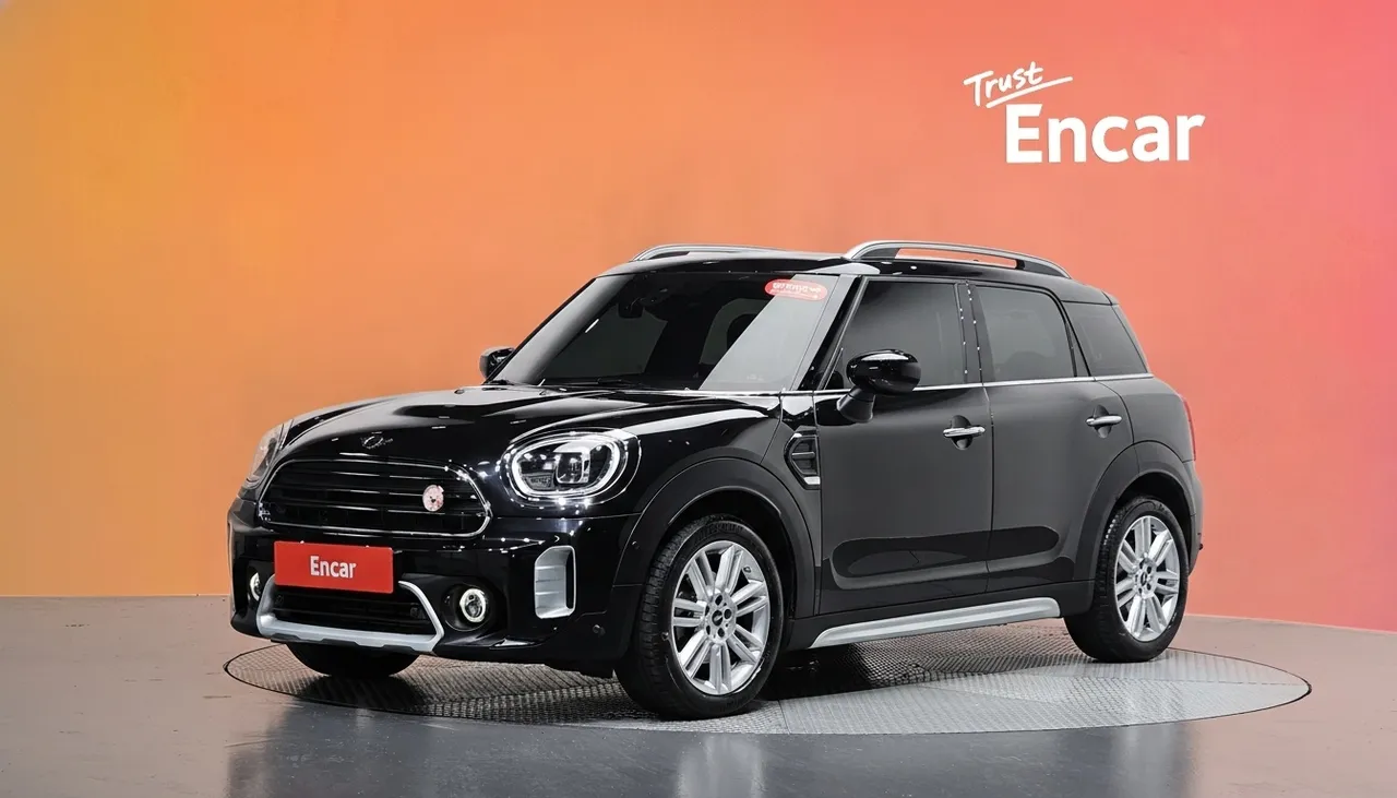 2023 Mini Countryman Classic Plus Launch Pack