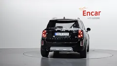 2023 Mini Countryman Classic Plus Launch Pack, чёрный — фото 4