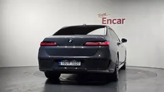 2023 BMW 7-Series 740i sDrive Design Pure Excellence — фото 4