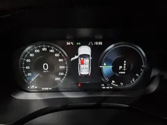 2021 Volvo XC60 T8 Inscription, чёрный — фото 8