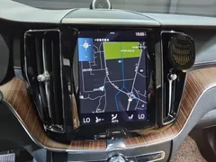 2021 Volvo XC60 T8 Inscription, чёрный — фото 19