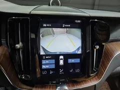 2021 Volvo XC60 T8 Inscription, чёрный — фото 20