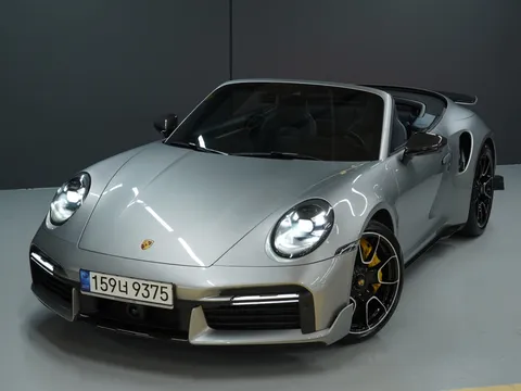 2022 Porsche 911 Turbo S Cabriolet
