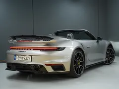 2022 Porsche 911 Turbo S Cabriolet — фото 2