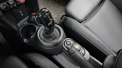 2021 Mini Cooper 5Door HIGH, оранжевый — фото 9