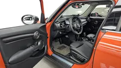 2021 Mini Cooper 5Door HIGH, оранжевый — фото 10