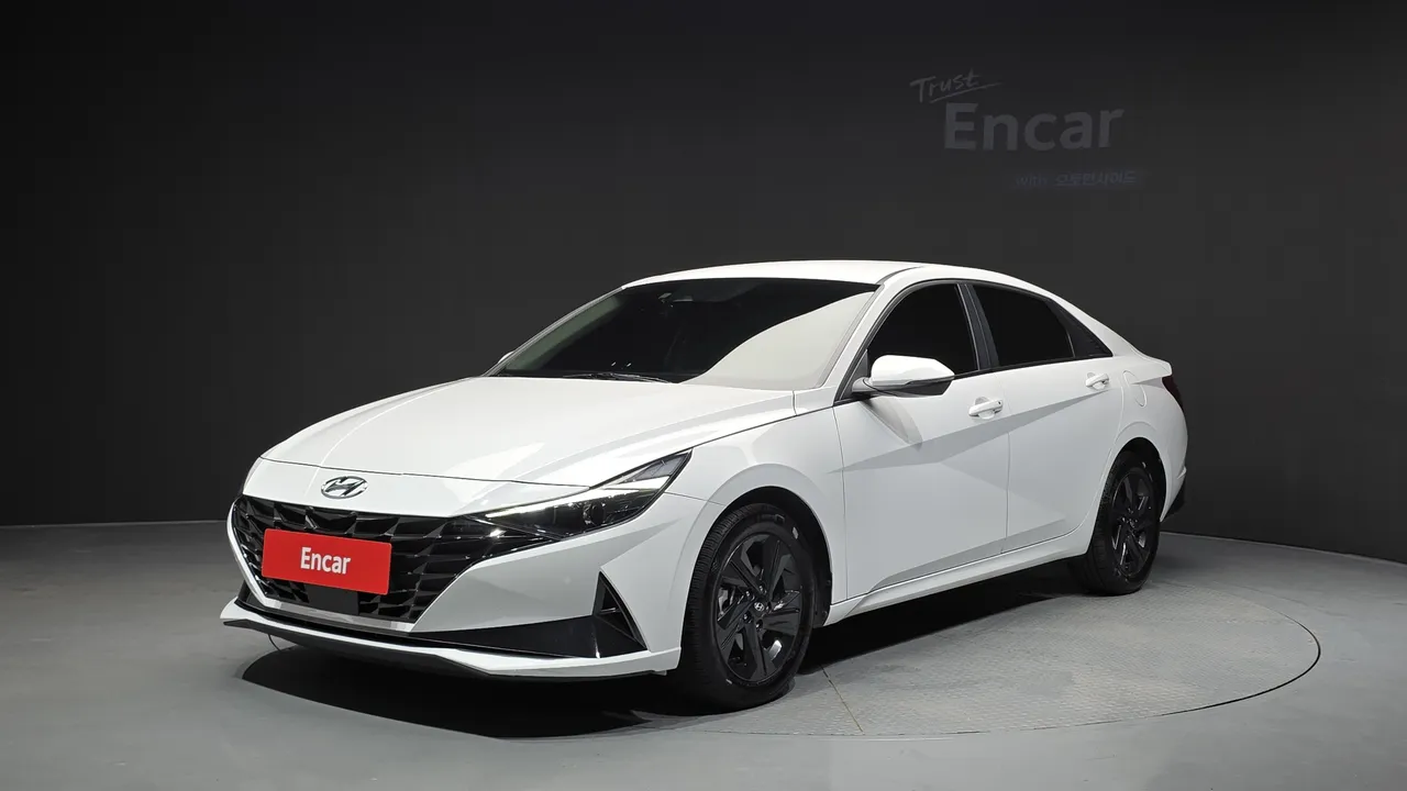 2023 Hyundai AVANTE Modern