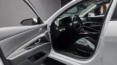 2023 Hyundai AVANTE Modern, белый — фото 10