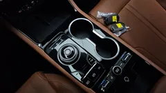 2024 Kia K5 2.0, белый — фото 9