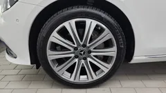 2023 Mercedes-Benz E-Class E300e 4MATIC Exclusive — фото 5