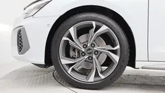 2023 Audi A3 40 TFSI Premium, белый — фото 5