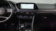 2022 Hyundai Sonata 2.0 — фото 14