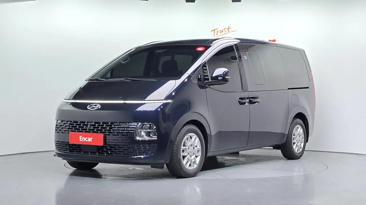 2022 Hyundai Staria Cargo 5-Seater