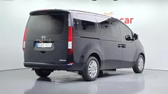 2022 Hyundai Staria Cargo 5-Seater — фото 2