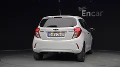 2021 ChevroletGMDaewoo Spark Red Pick Edition, белый — фото 4