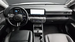 2023 Hyundai Kona Gasoline 1.6 Turbo 4WD, белый — фото 7