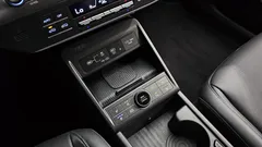 2023 Hyundai Kona Gasoline 1.6 Turbo 4WD, белый — фото 17