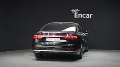 2021 Audi A8 50 TDI Quattro LWB — фото 4