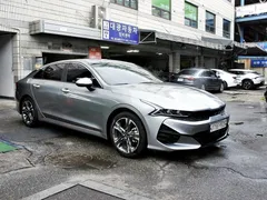 2022 Kia K5 2.0 — фото 1