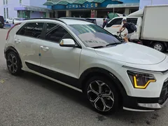 2024 Kia Niro Signature, белый — фото 2