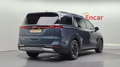 2022 Kia Carnival Diesel 7-Seater Signature — фото 2