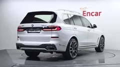 2024 BMW X7 xDrive 40i M Sport 7STR, белый — фото 2