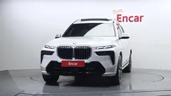 2024 BMW X7 xDrive 40i M Sport 7STR, белый — фото 3