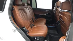 2024 BMW X7 xDrive 40i M Sport 7STR, белый — фото 11