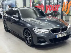 2022 BMW 3-Series 320i Touring M Sports — фото 11