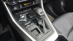 2022 Toyota RAV4 2.5 2WD Hybrid, белый — фото 9