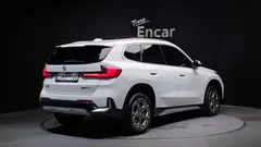 2023 BMW X1 sDrive 20i xLine, белый — фото 2