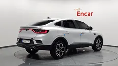 2023 Renault Samsung XM3 1.6 E-TECH Inspire — фото 2