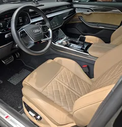 2021 Audi S8 4.0 TFSI Quattro LWB, чёрный — фото 9