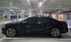 2021 Audi S8 4.0 TFSI Quattro LWB, чёрный — фото 16