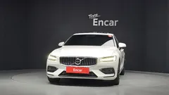 2021 Volvo S60 B5 Inscription, белый — фото 3