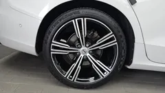 2021 Volvo S60 B5 Inscription, белый — фото 5
