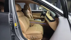2023 Genesis G90 Gasoline 3.5 Turbo AWD, серебристый — фото 11