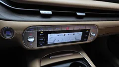 2023 Genesis G90 Gasoline 3.5 Turbo AWD, серебристый — фото 17