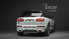 2022 Mini Clubman JCW, серебристый — фото 4
