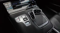 2023 Hyundai Grandeur 3.0 LPi Rent Car — фото 9