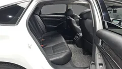 2022 Honda Accord 2.0 Hybrid Touring — фото 11