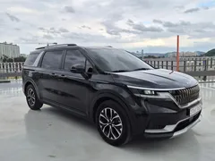 2023 Kia Carnival Diesel 9-Seater Prestige — фото 13