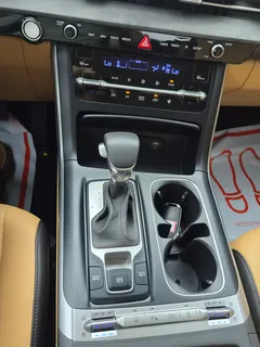2023 Kia Carnival Diesel 9-Seater Prestige — фото 16