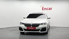 2023 BMW 5-Series 530i M Sport Package — фото 3