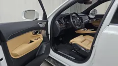 2023 Volvo XC90 B6 Ultimate Bright, белый — фото 10